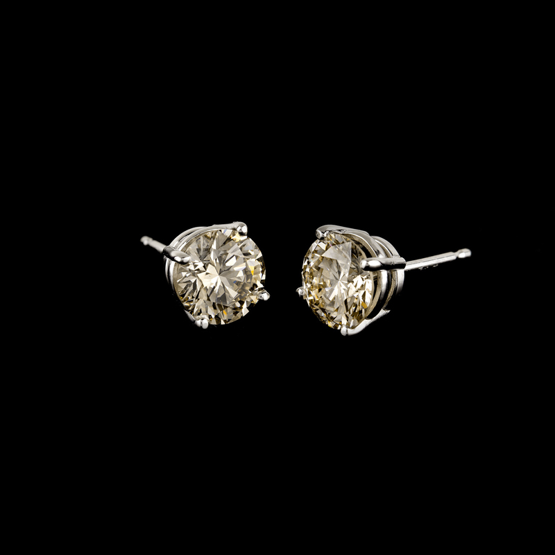 14KT White Gold, 2.20CT Round Brilliant Cut Diamond Earrings (VGN B-133)