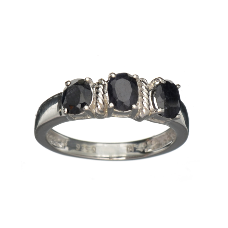 1.50CT Oval Cut Blue Sapphire And Sterling Silver Ring