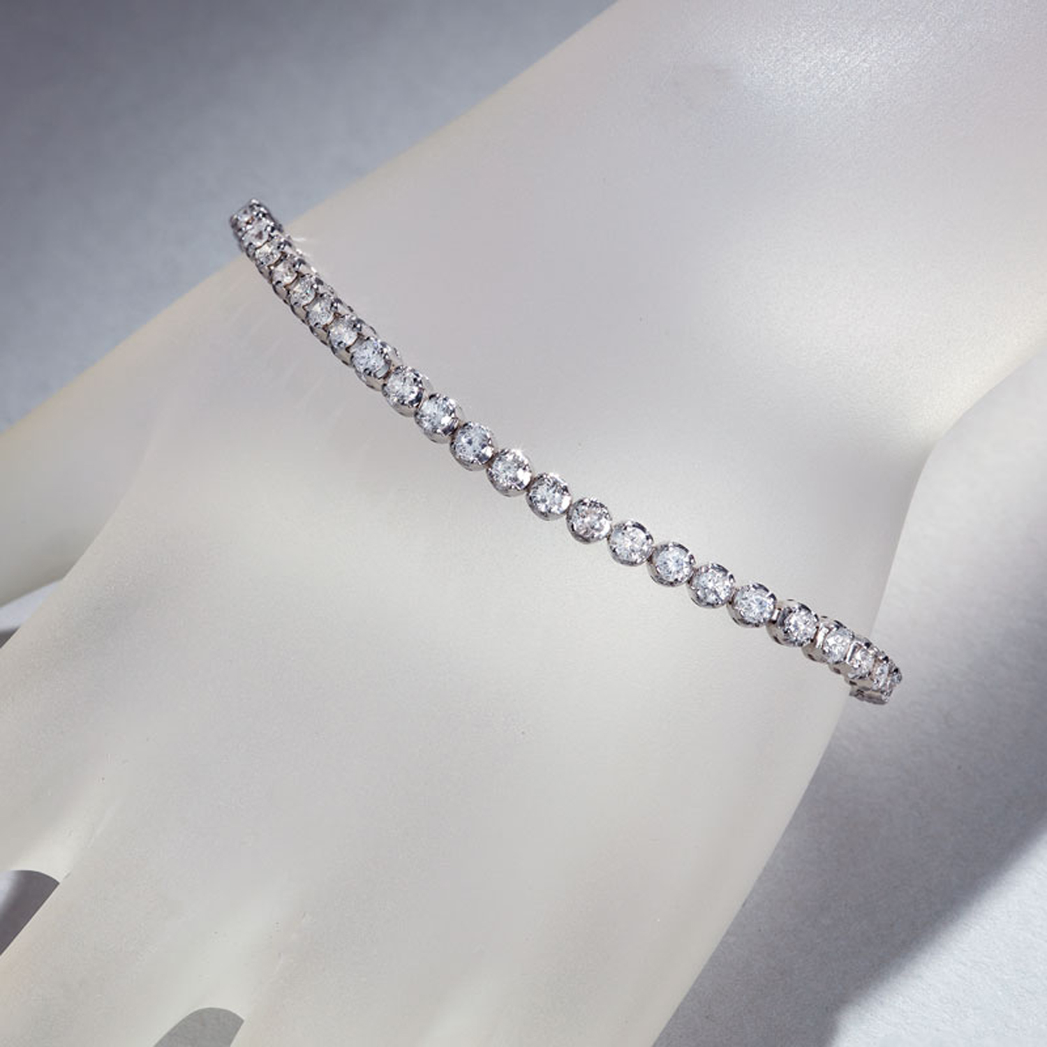 Custom Made Brand New 4.00CT Round Brilliant Cut Diamond Tennis Bracelet in Beautiful 14KT White Gold! (VGN A-39)