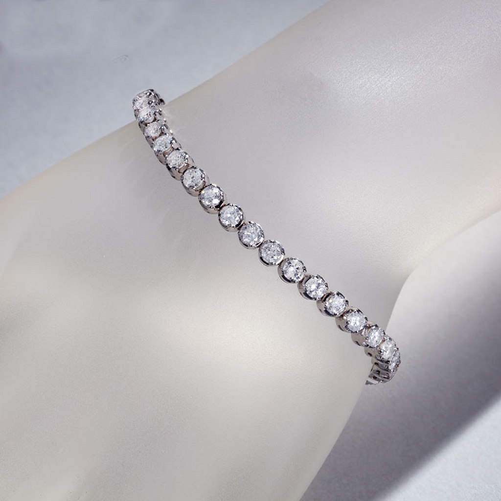 14KT White Gold, Custom Made 7.00CT Round Brilliant Cut Diamond Bracelet (VGN A-43)