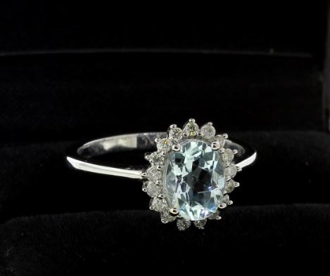 Stunning White Gold Center Aquamarine Gemstone and Diamond Ring!