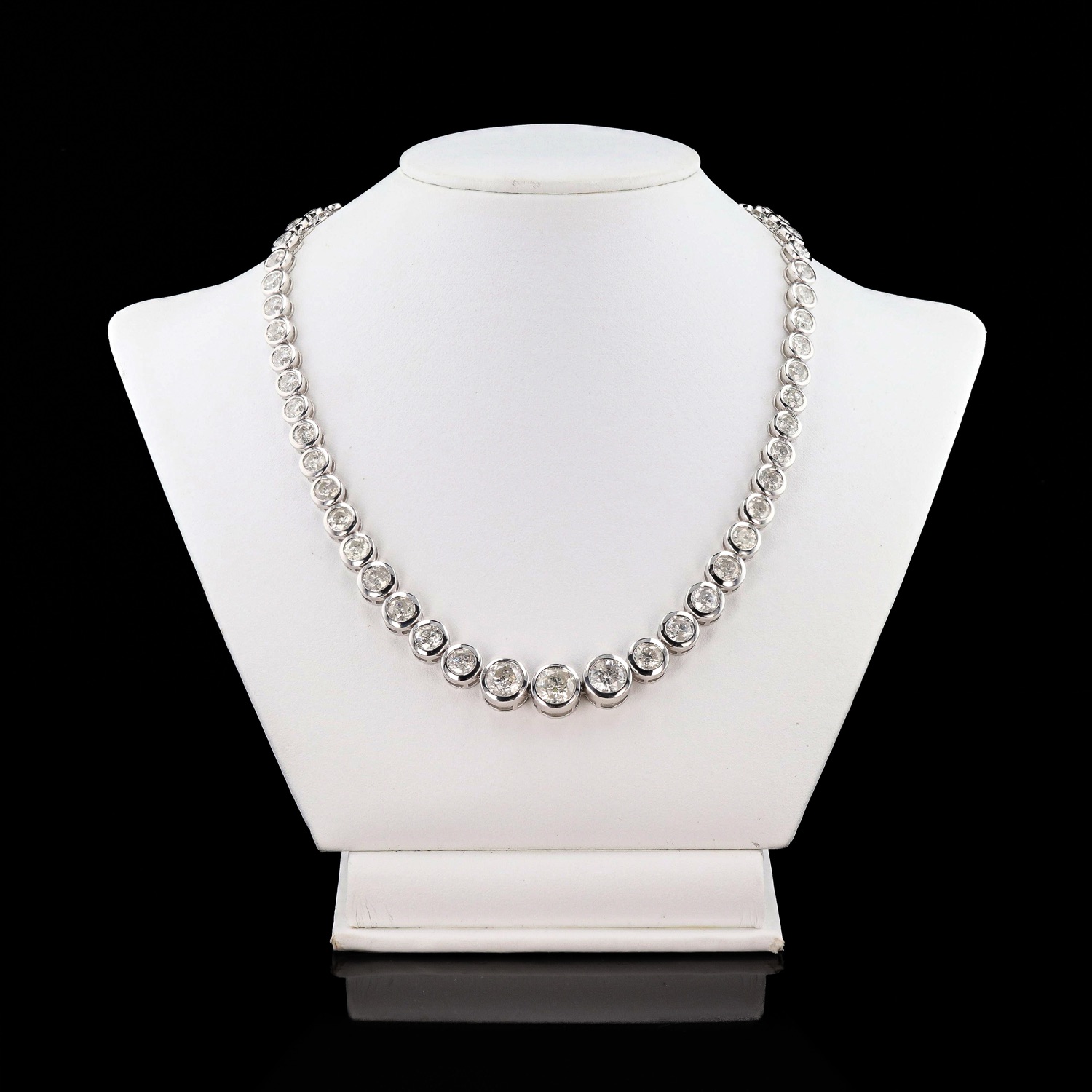 32.11ctw F to G COLOR I1 to I2 CLARITY Diamond Platinum Tennis Necklace (Vault_R65) - Image 3