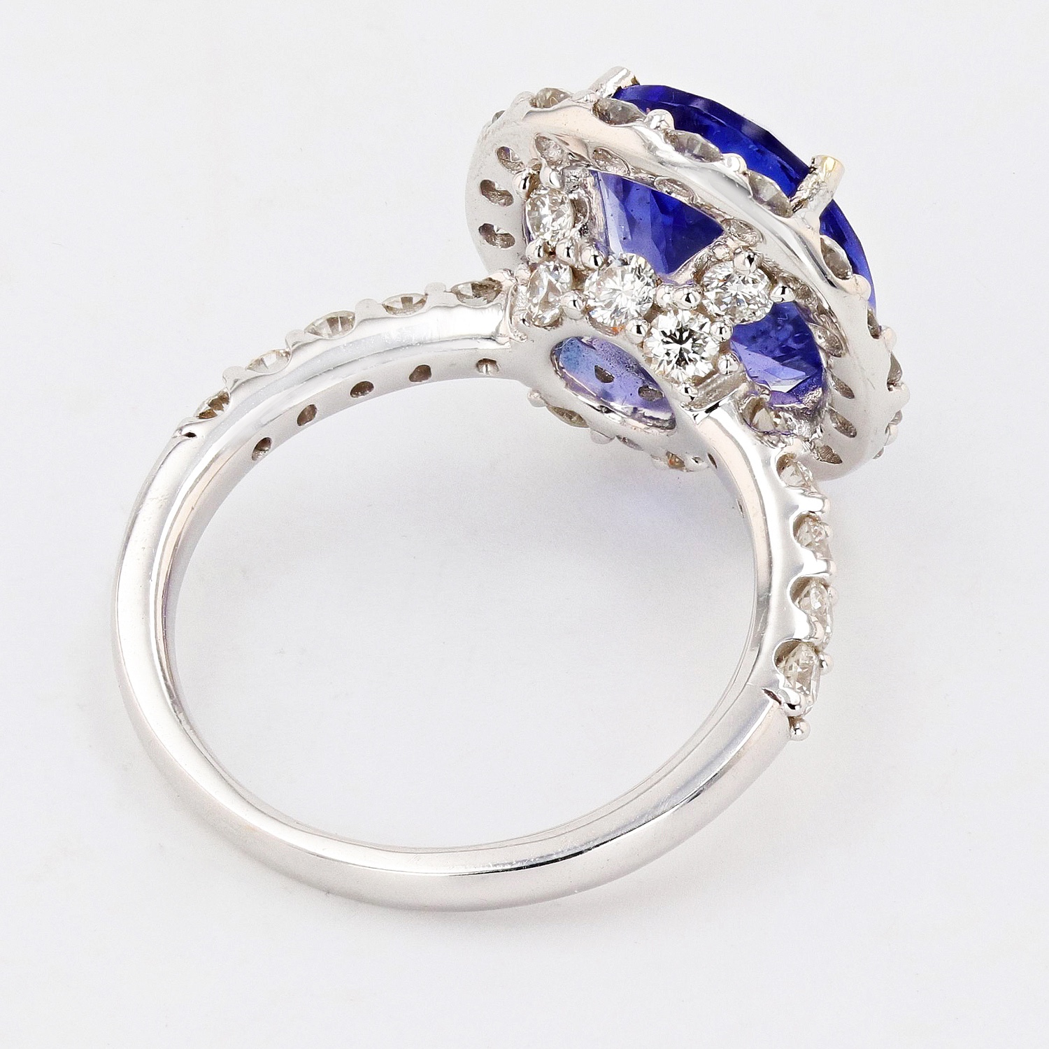 4.77ct Tanzanite and 1.71ctw Diamond 18K White Gold Ring (Vault_R65) - Image 3