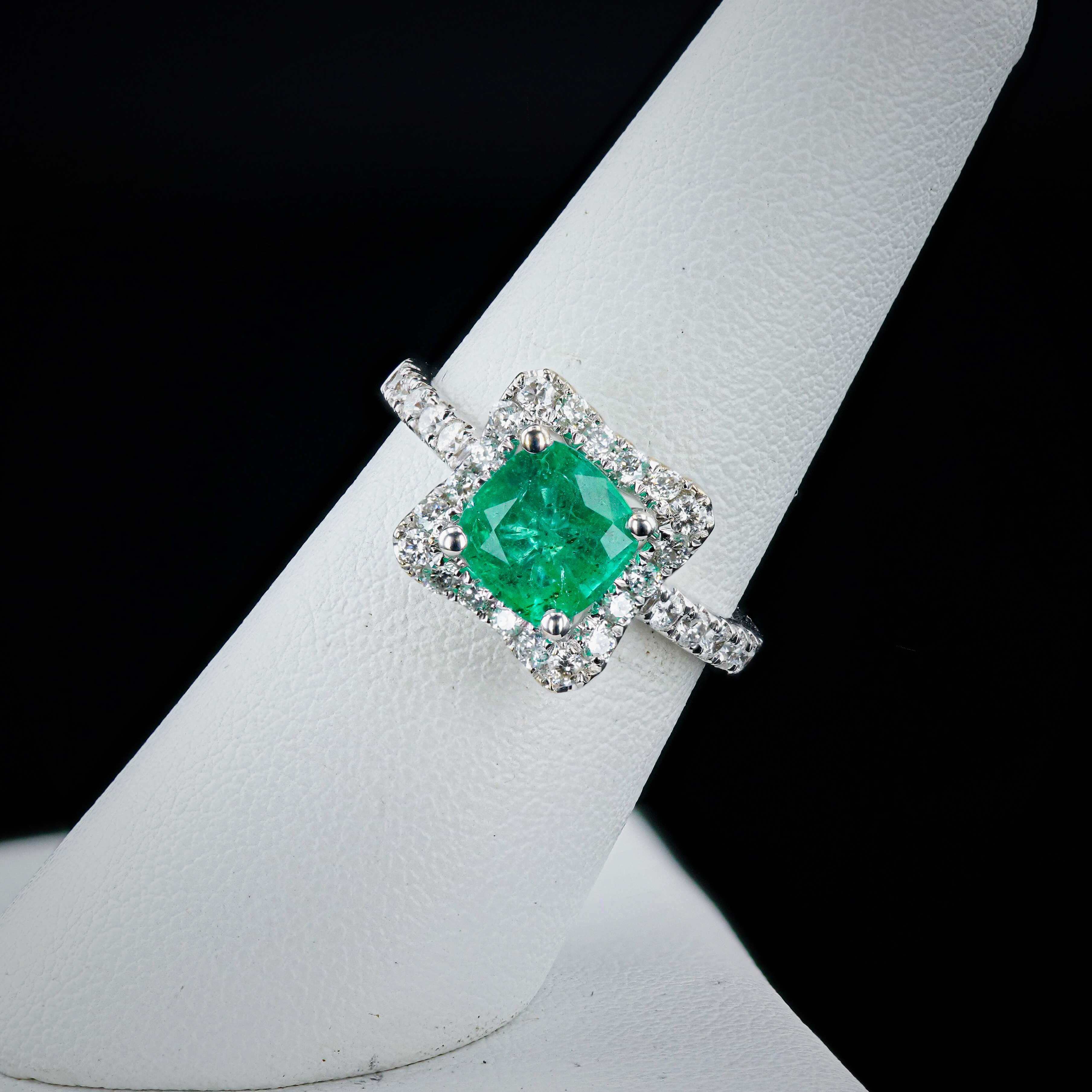 1.29ct Emerald and 0.60ctw Diamond 18K White Gold Ring (Vault_RR04) - Image 3