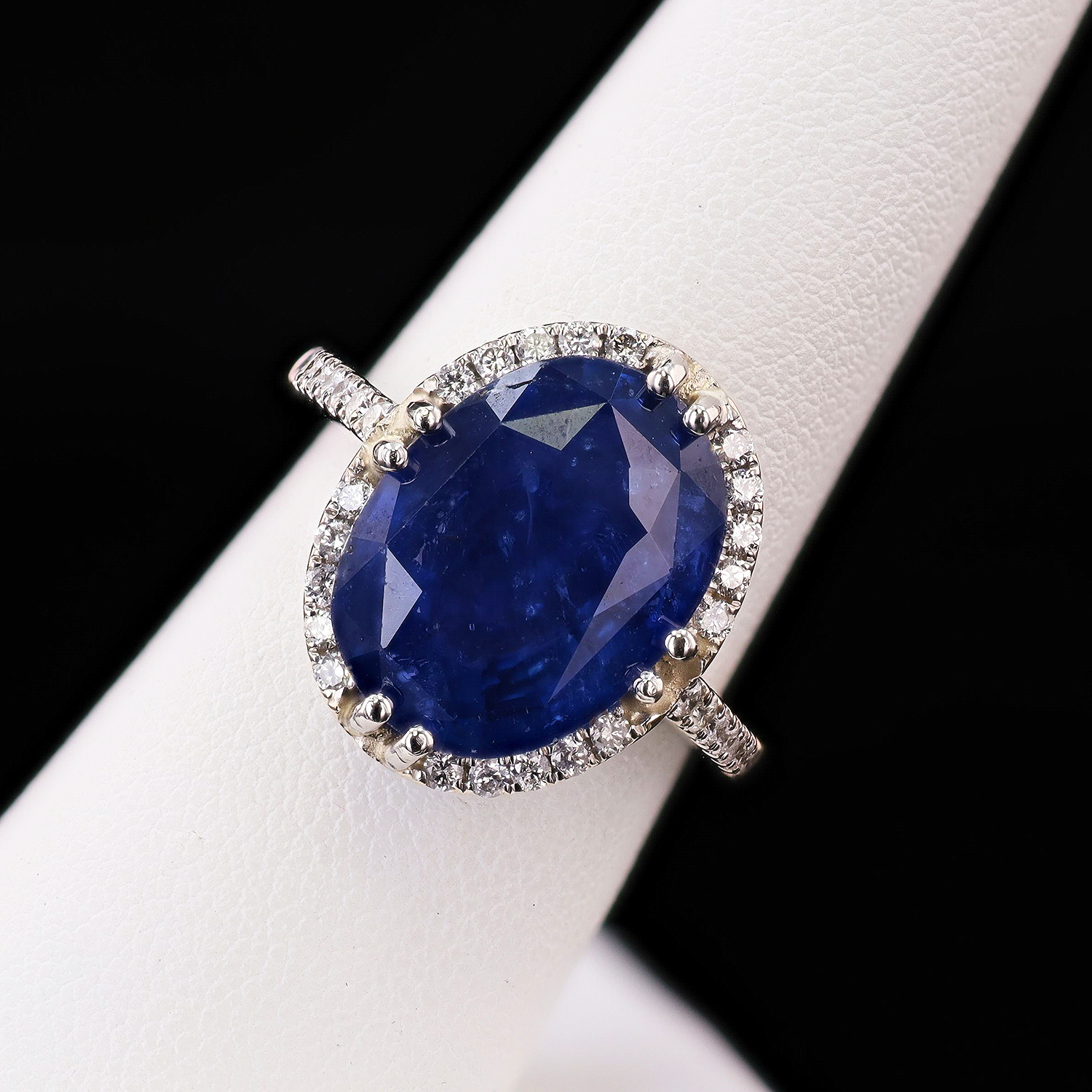 10.09ct Blue CEYLON Sapphire and 0.70ctw Diamond 14K White Gold Ring (GIA CERTIFIED) (Vault_RR04) - Image 3