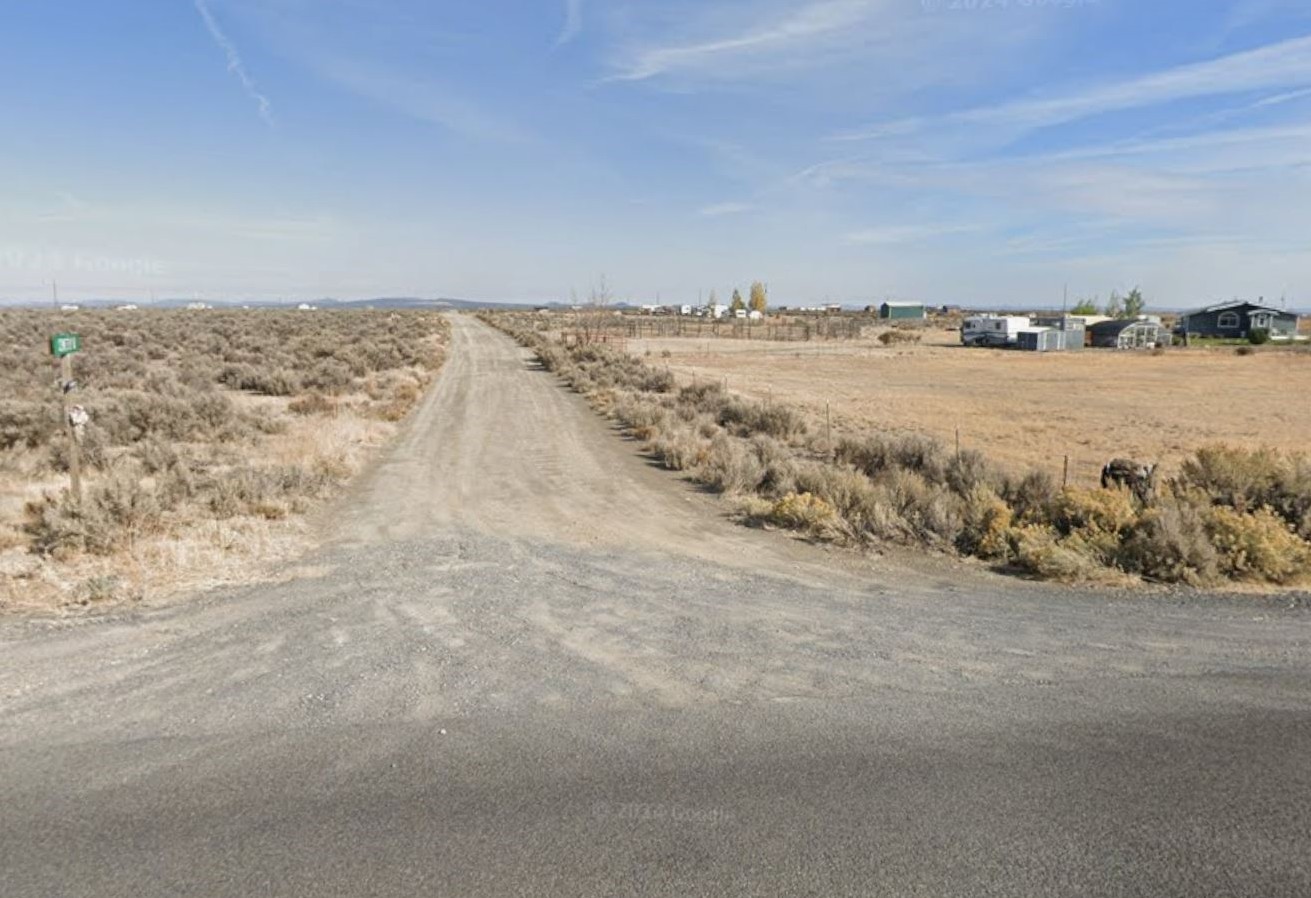 1 Acre Near Christmas Valley With High Desert Homesite Potential and Outdoor Appeal in Lake County