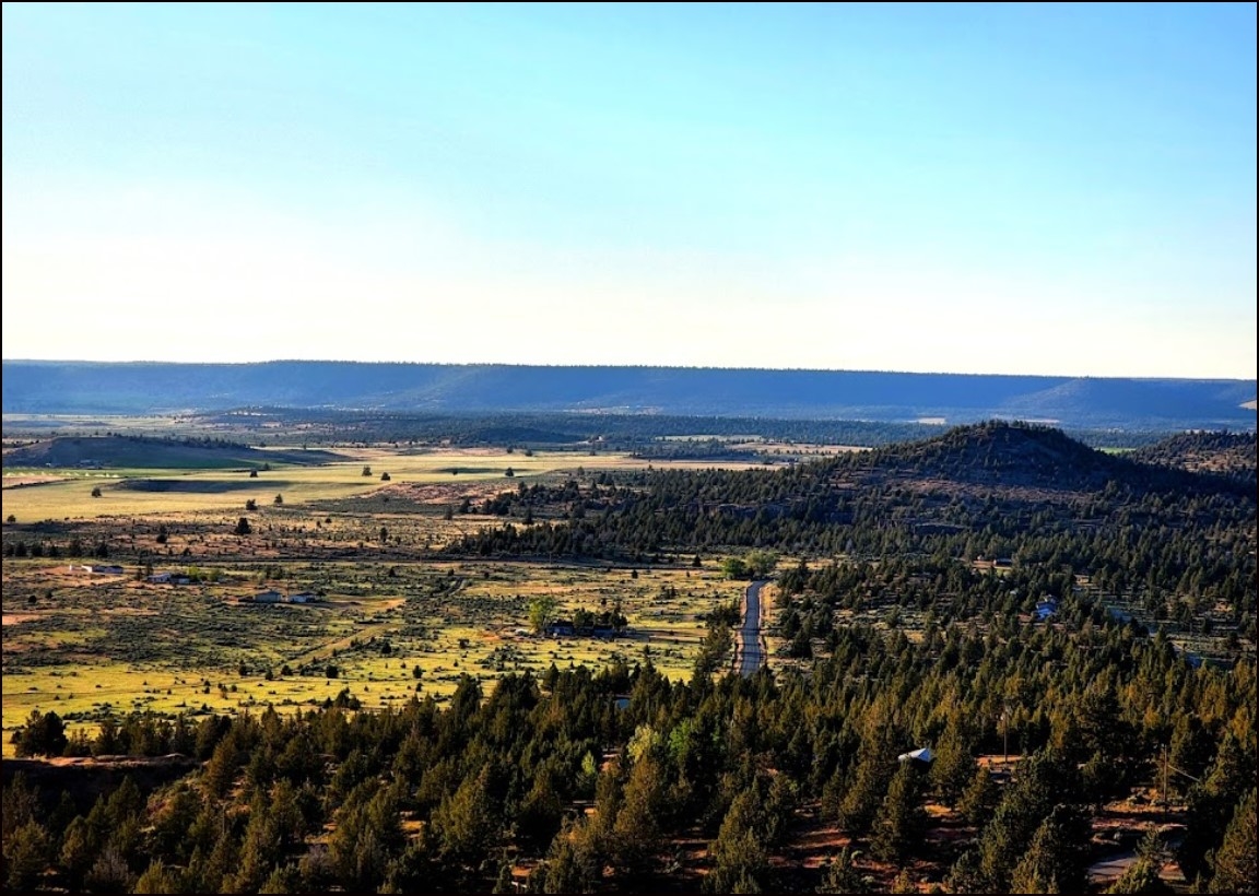 Modoc Recreational Estates Parcel with Space and Views in Northern California - Image 4