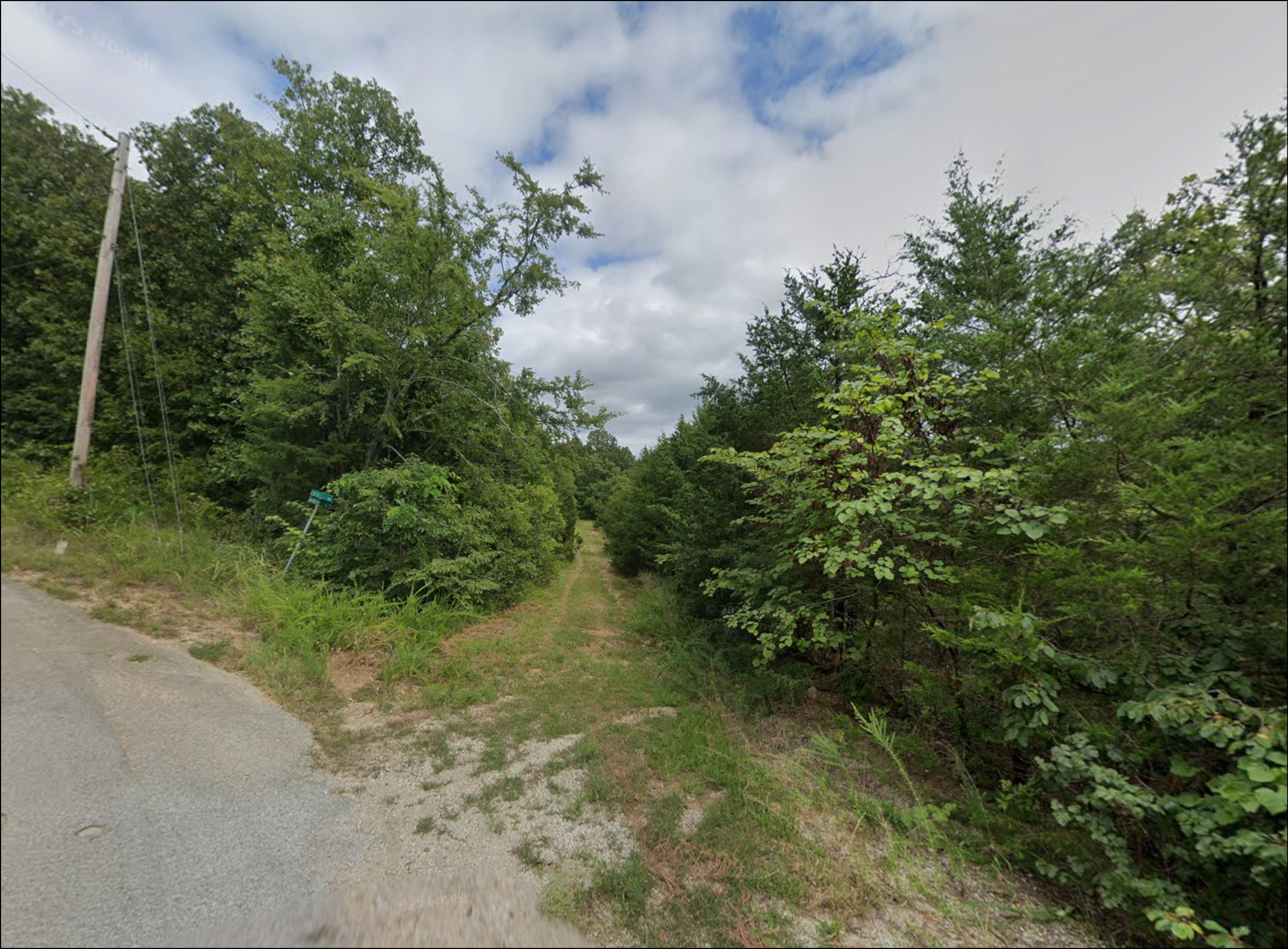 Arkansas Sharp County 0.7 Acre Cherokee Village Lot! Great Investment near River and Golf Course! Low Monthly Payments!