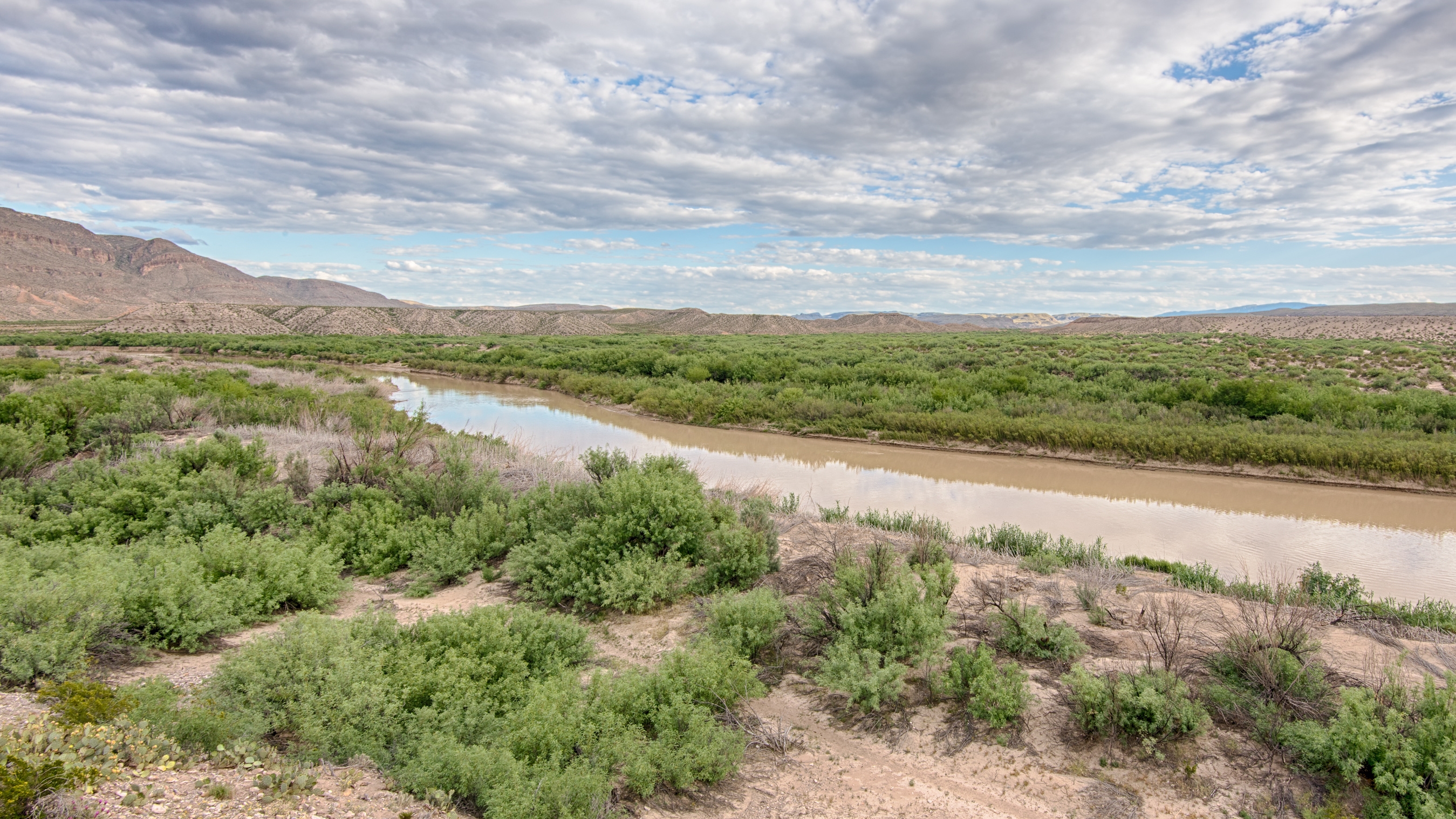 Texas 10 Acre Hudspeth County Great Property near Bramlett Road! Beautiful Mountain Views near the Rio Grande River! Low Monthly Payments! - Image 4