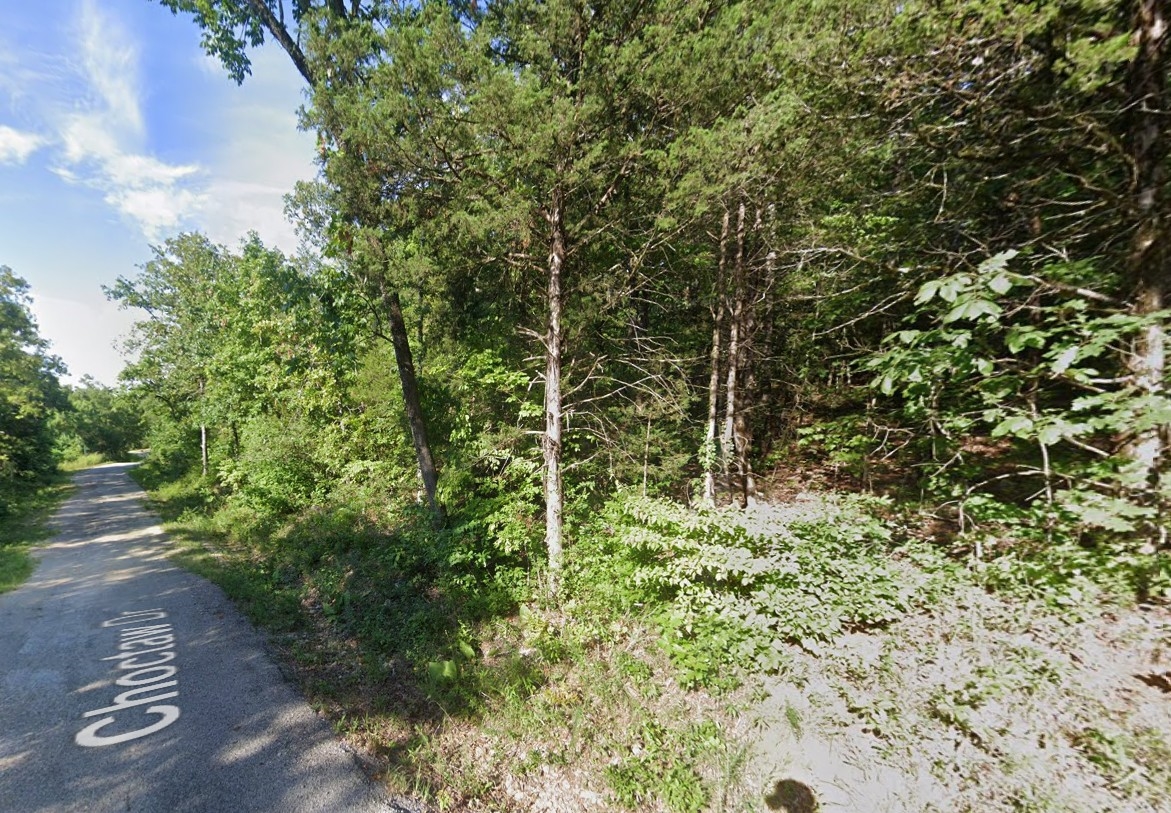 0.19 Acres in Cherokee Village Near Lakes, Golf, and Spring River Country in Sharp County