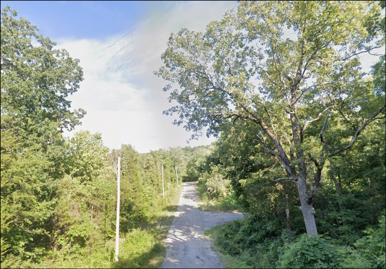 Arkansas Sharp County 0.26 Acre Lot In The Heart Of Cherokee Village! Great Homesite Investment Near Lakes And Town! Low Monthly Payment!