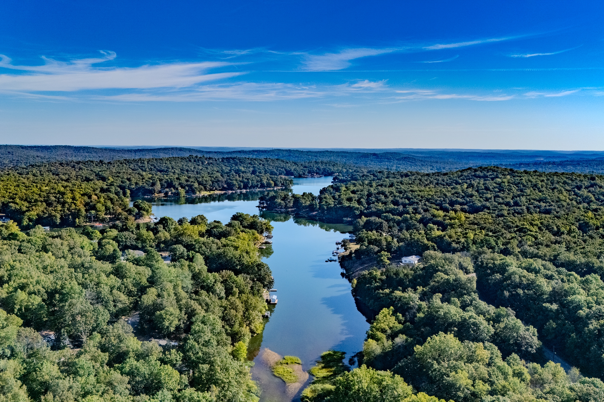 Arkansas Fulton County 0.55 Acre Rare Double Lot in Cherokee Village! Great Investment Loaded with Resort Amenities! Low Monthly Payments! - Image 3
