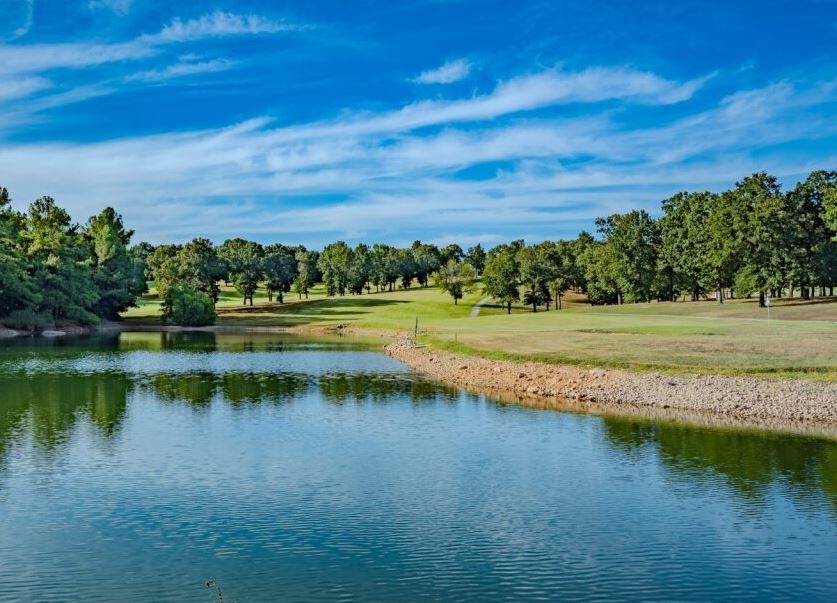 Fulton County Homesite in Cherokee Village Between Lake Omaha and the South Fork Spring River - Image 3