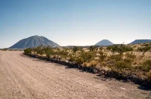 Texas Hudspeth County Fantastic 11 Acre Property! Investment Lot with Easement! Low Monthly Payment! - Image 3