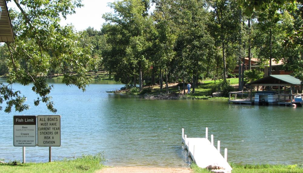 Ozark Acres Lot One Block From Lake Vagabond in Sharp County - Image 3