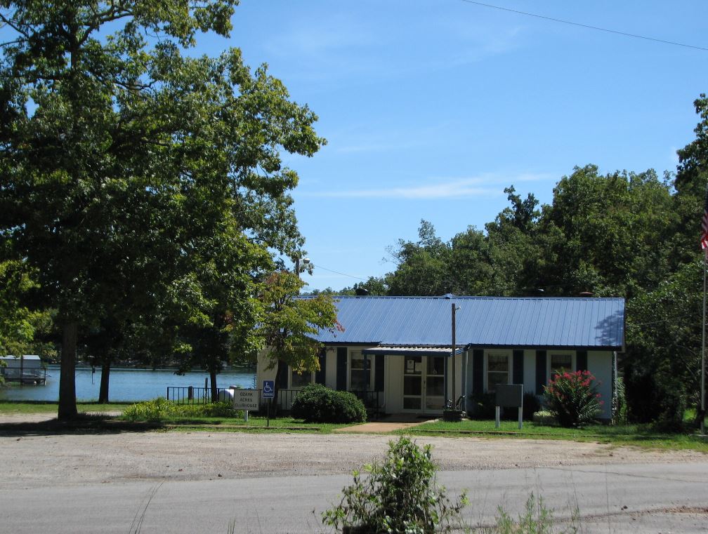 Quiet Longhorn Drive Parcel in Sharp County for an Ozark Acres Getaway or Future Home - Image 4