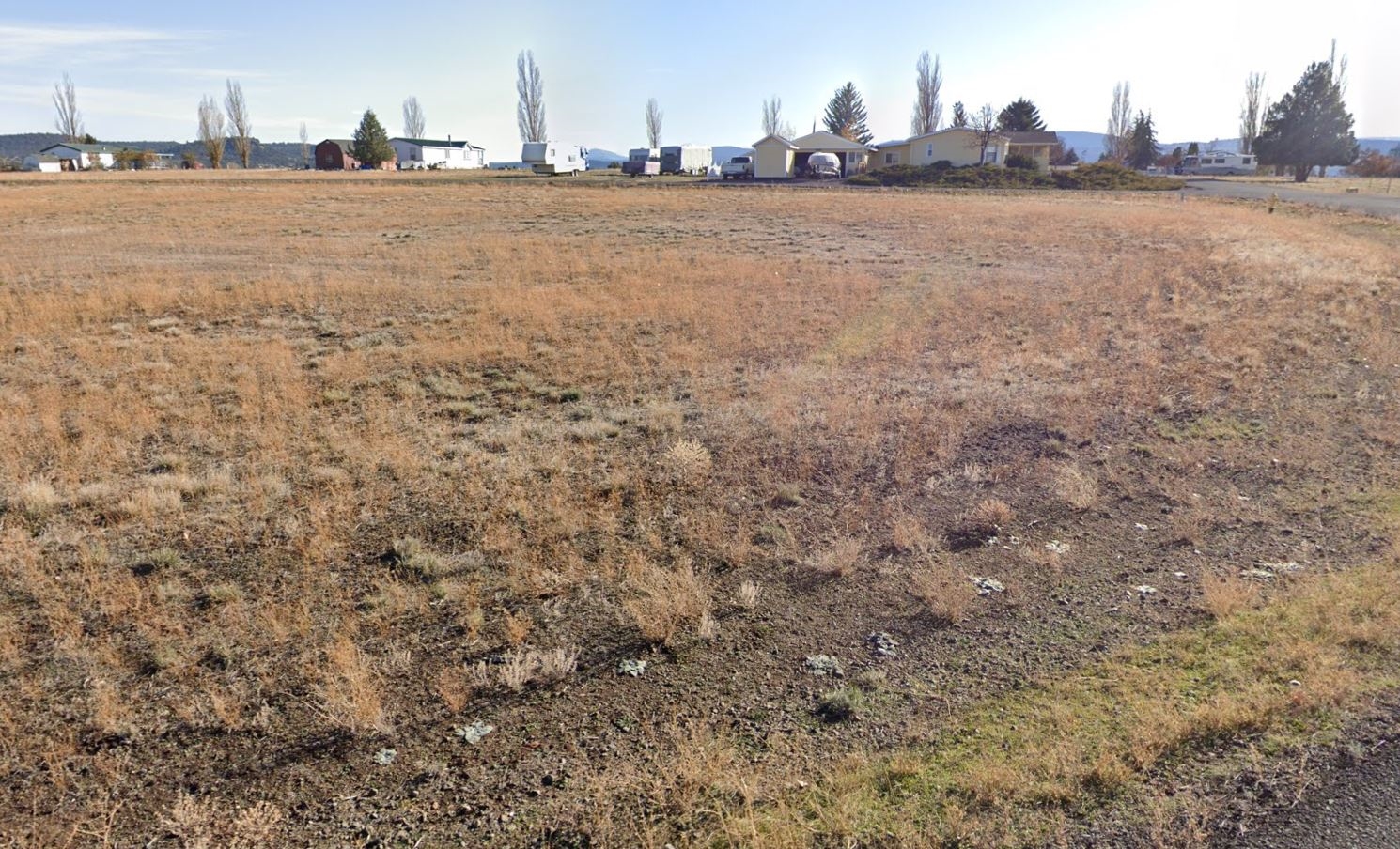 Great Road Frontage 0.14 Acre Lot near Nice Homes by Cal Pines Lodge and Donovan Reservoir in Modoc County California! Low Monthly Payments! - Image 7