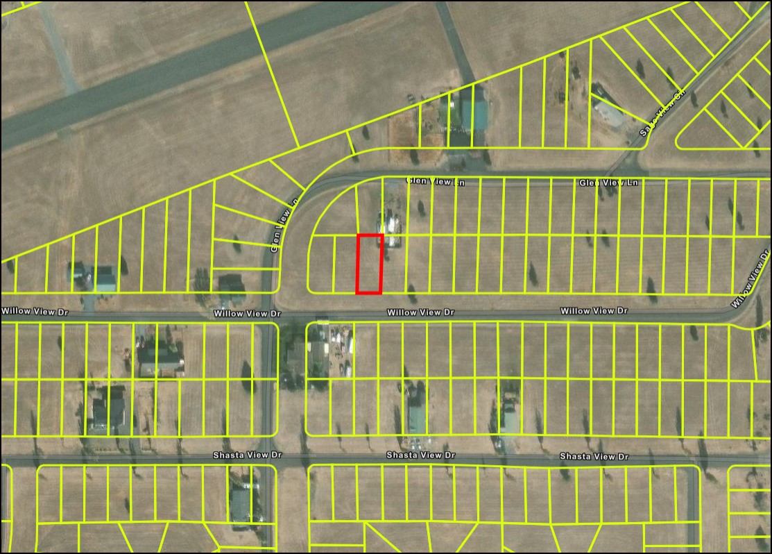 Great Road Frontage 0.14 Acre Lot near Nice Homes by Cal Pines Lodge and Donovan Reservoir in Modoc County California! Low Monthly Payments! - Image 8