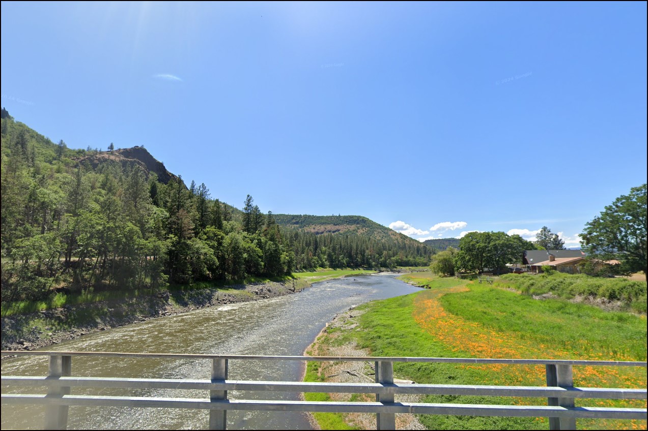 Northern California 3.3 Acre Siskiyou County Prime Property Near River and Homes in Breathtaking Scenery! Low Monthly Payments! - Image 3