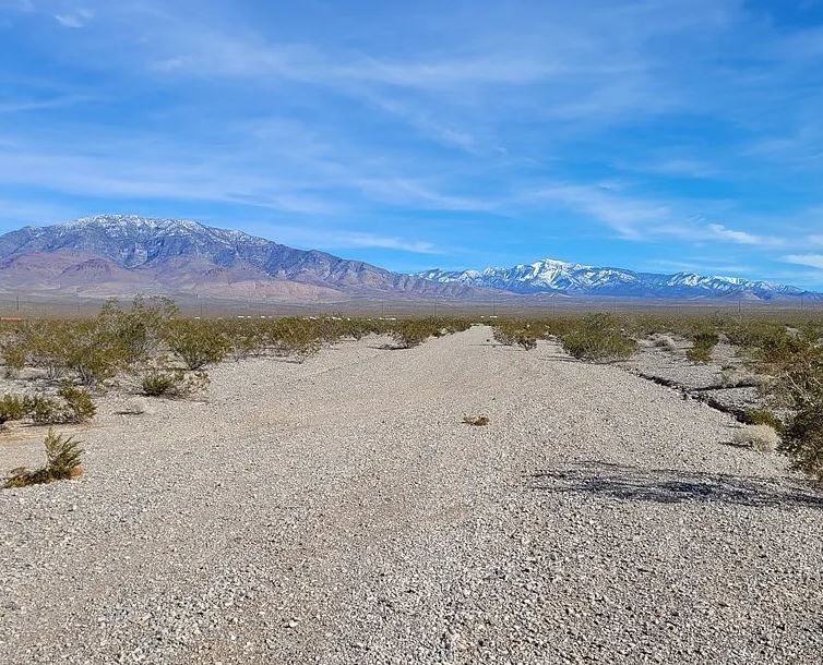 Nevada Nye County Lot with Nice Road Frontage Location near Pahrump and Just an Hour to Las Vegas! Low Monthly Payments! - Image 2