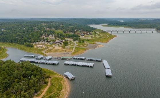 Missouri Ozark County 0.19 Acre Lot! Outdoor Paradise Meets City Attractions! Fantastic Investment! Low Monthly Payment!