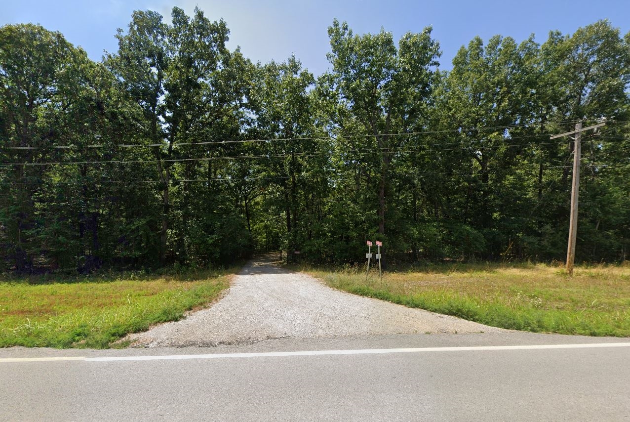 South Ozark County Lot Near Bull Shoals Lake Near Branson - Image 5