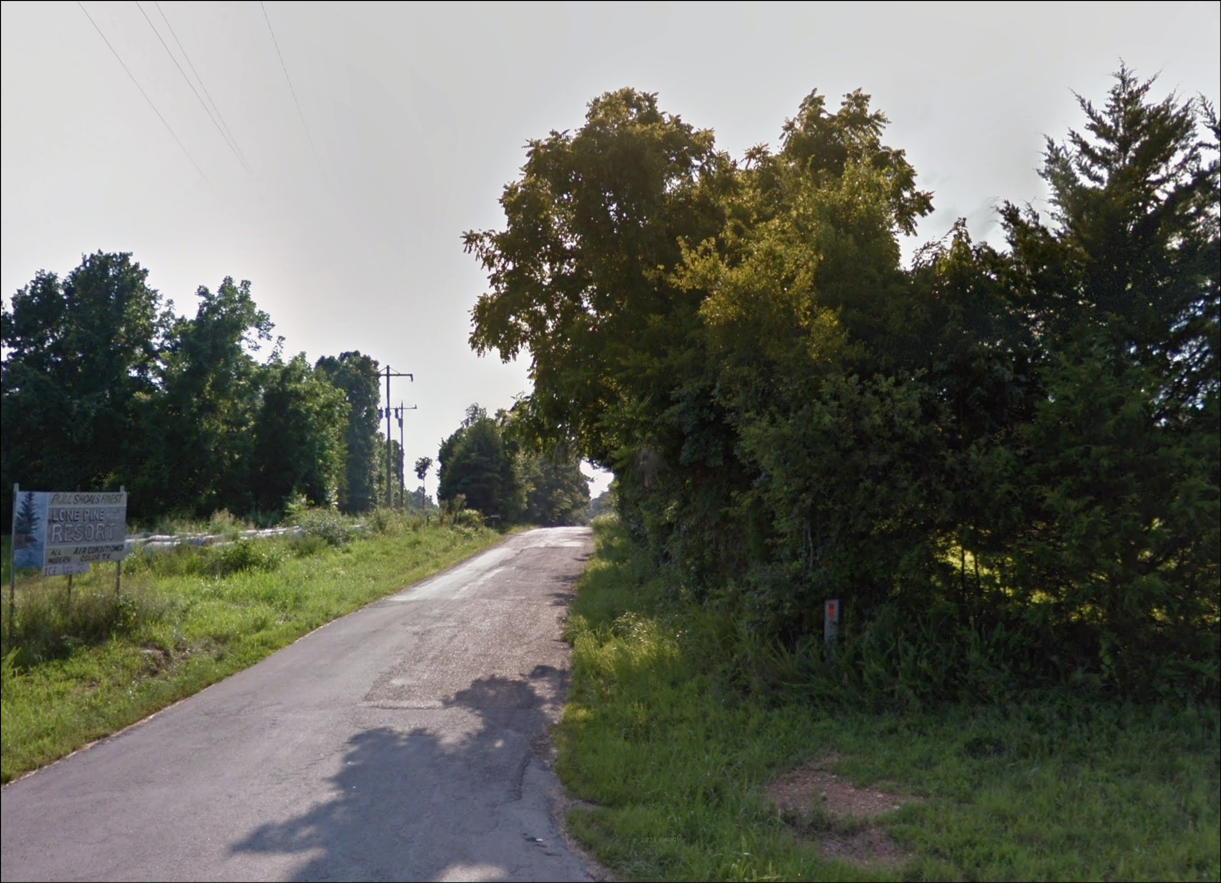 Missouri Ozark County 0.24 Acre Lot near Bull Shoals Lake and Golf Course! Great Investment Loaded with Local Amenities! Low Monthly Payment!