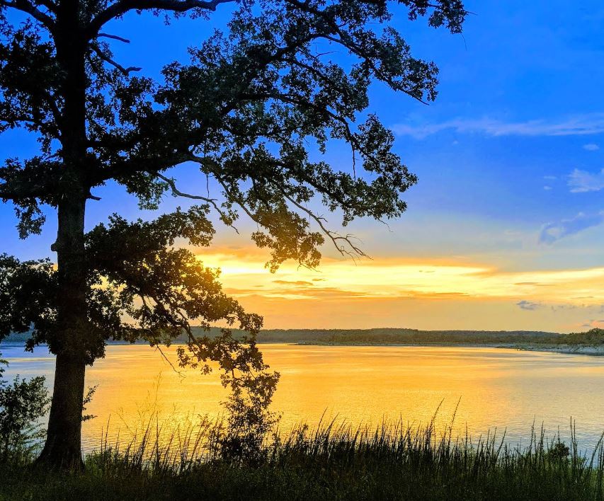 Missouri Ozark County 0.24 Acre Lot Near Bull Shoals Lake! Great Adventure near Branson! Low Monthly Payments! - Image 3