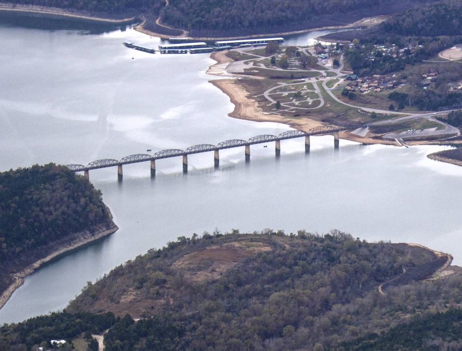 Missouri Ozark County 0.25 Acre Lot near Bull Shoals Lake and Branson! Fantastic Homesite Investment! Lot of Local Recreation! Low Monthly Payment! - Image 3