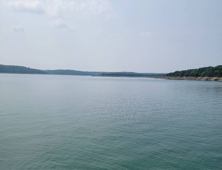 Missouri Ozark County 0.25 Acre Lot near Bull Shoals Lake and Branson! Fantastic Homesite Investment! Lot of Local Recreation! Low Monthly Payment! - Image 4
