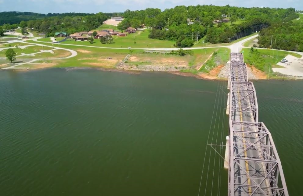 Missouri Ozark County Lot near Bull Shoals Lake and Branson! Great Lake Access Investment with Local Tourism Attractions! Low Monthly Payment!