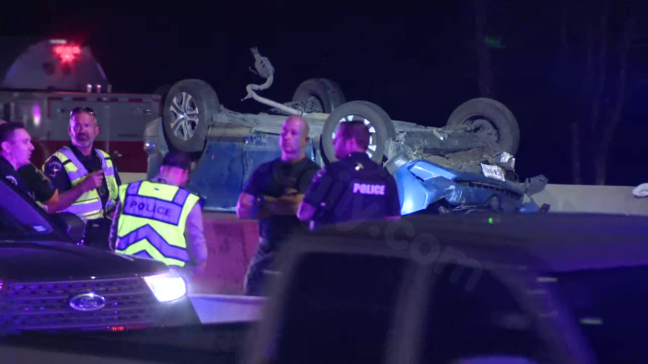 2 dead in Mesquite 3-vehicle crash, 1 arrested for DWI, police say