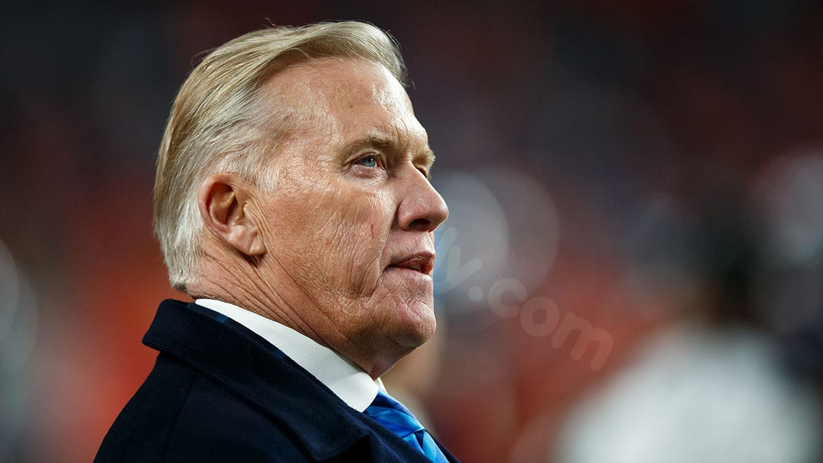 John Elway's agent dead after golf cart crash where Broncos legend was reportedly driving