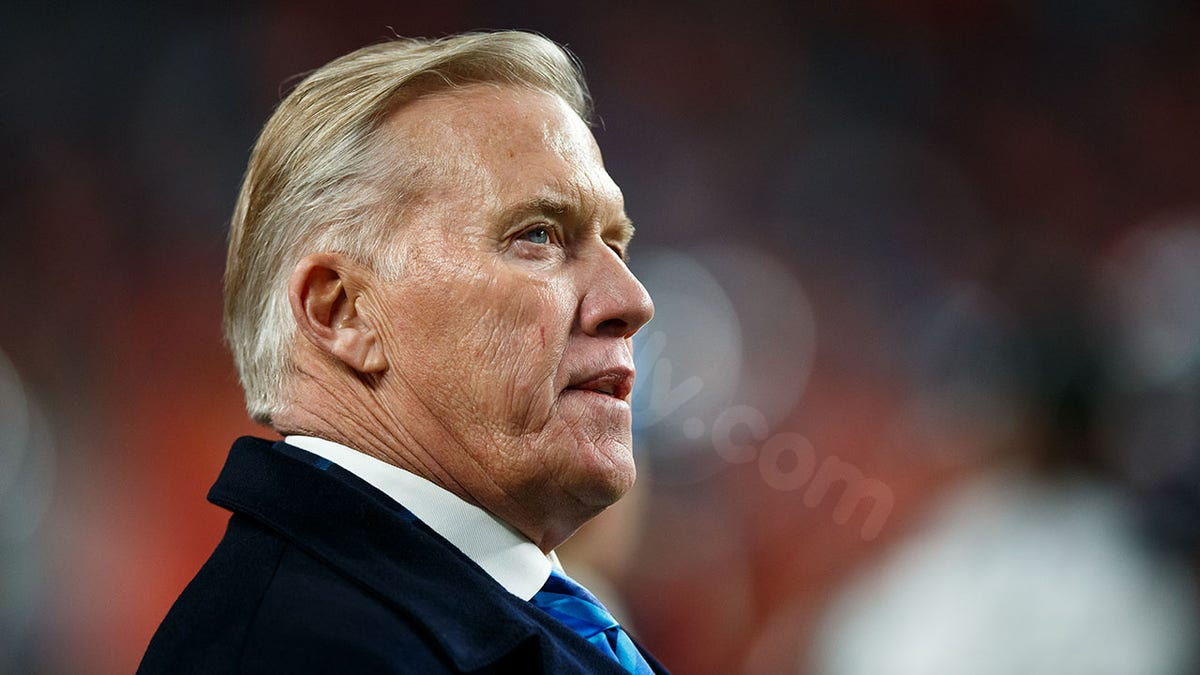 John Elway's agent on life support after golf cart crash where Broncos great was driving: report