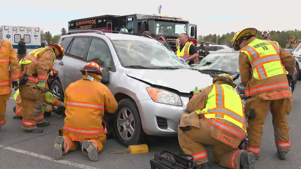Students learn risks of driving under the influence through staged car crash