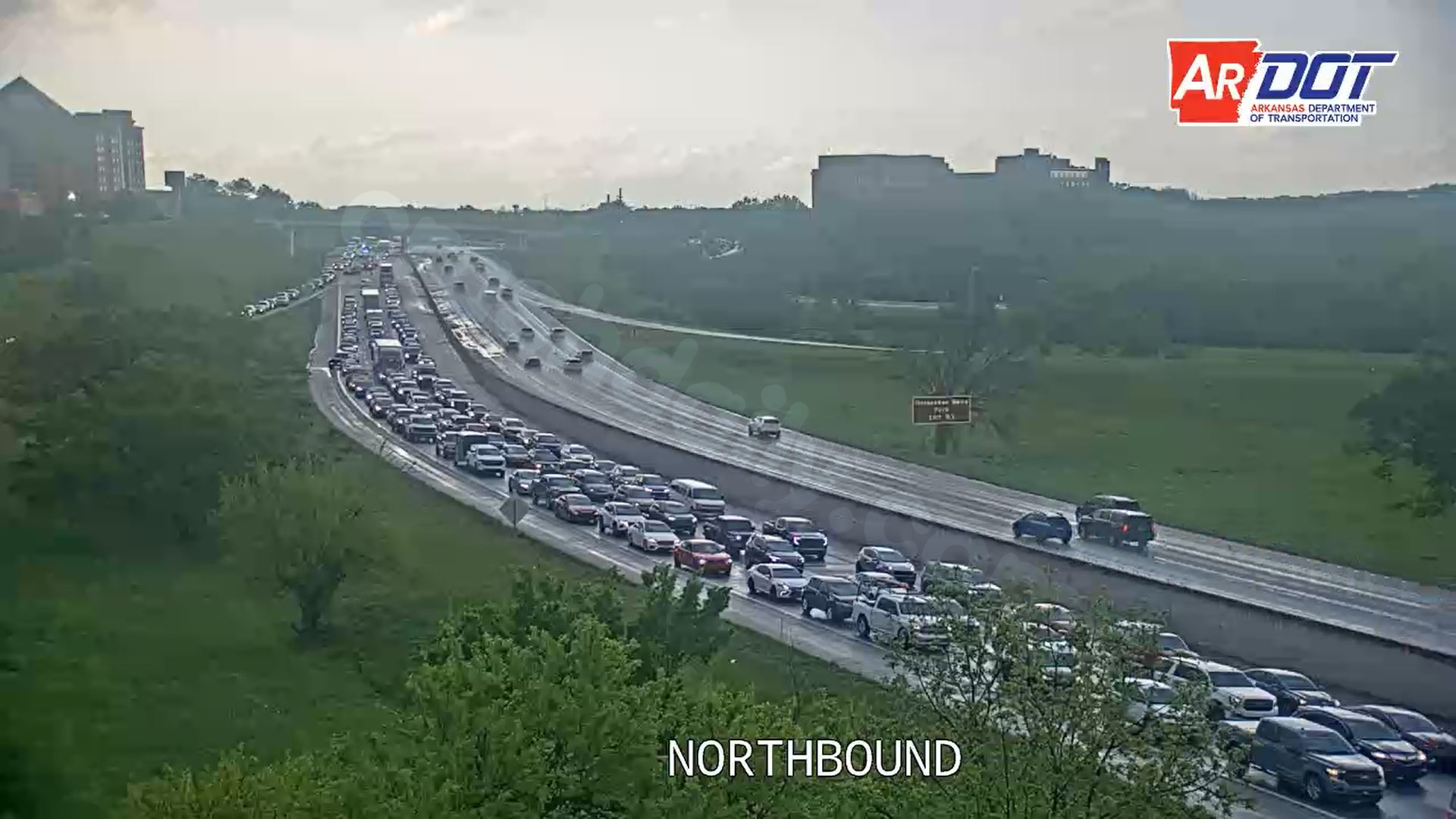 Traffic delays on I-49 in Rogers due to accidents