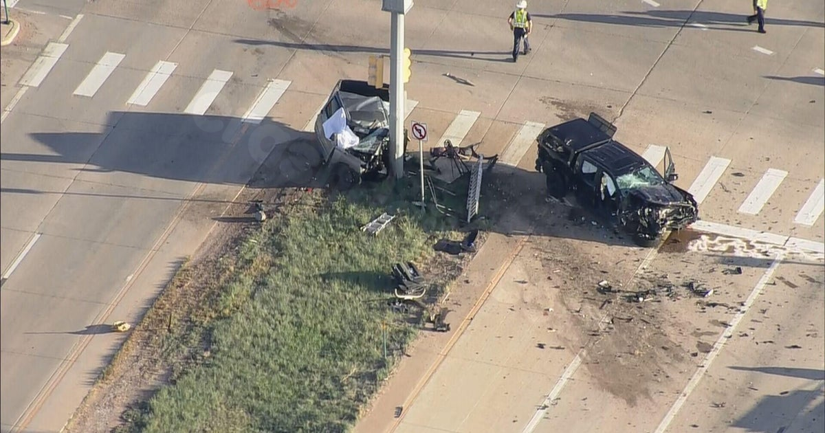 1 dead, 1 injured in Highway 287 crash near Denver.