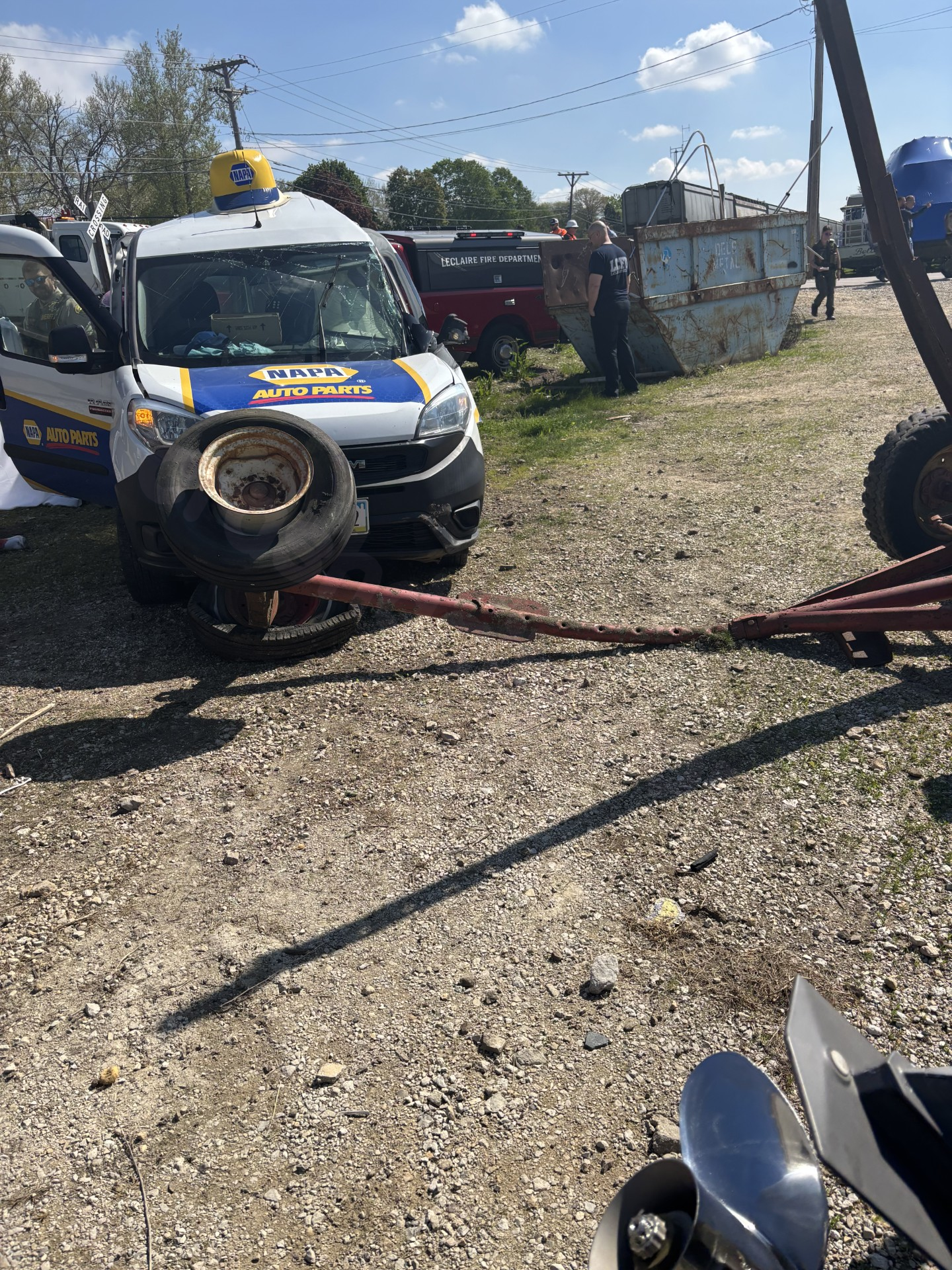 Fatal collision between van and train in LeClaire