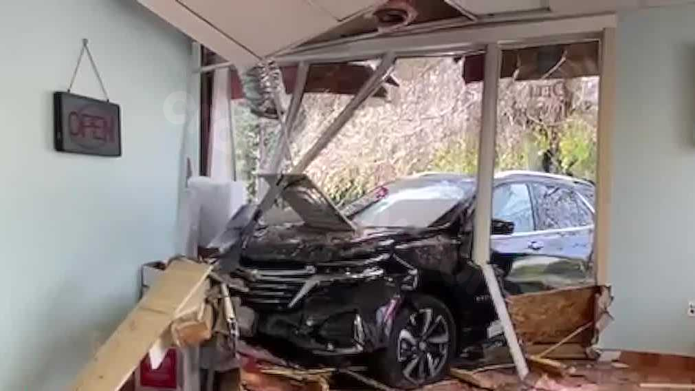 SUV smashes into wall of restaurant in Greenland
