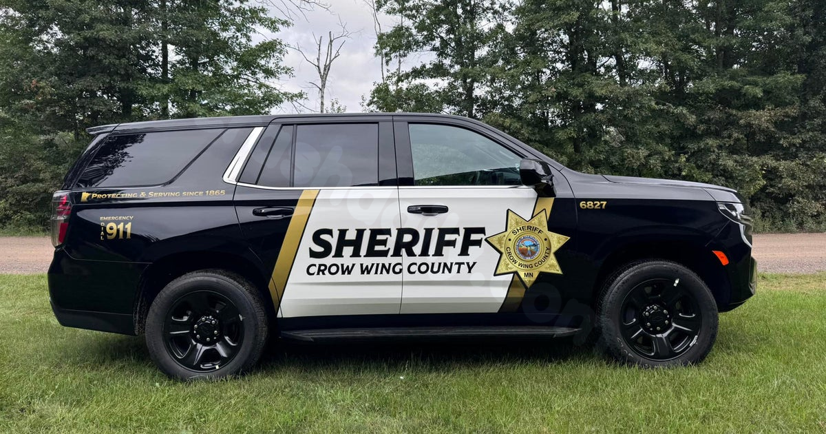 Fatal three vehicle crash in Crow Wing County leaves 18-year-old dead