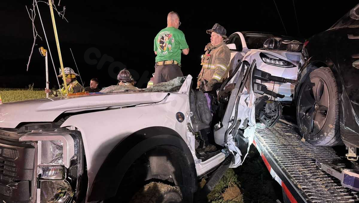 Rescue crews save driver stuck after I-83 crash in York County