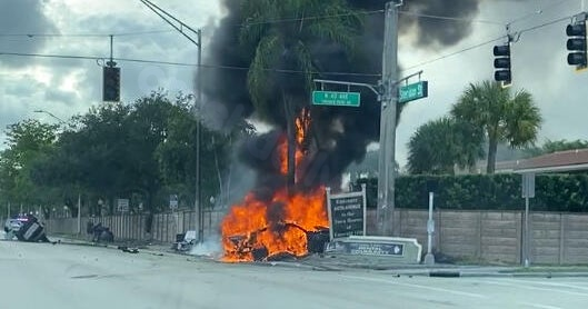Fatal Hollywood crash leaves one dead and others hospitalized