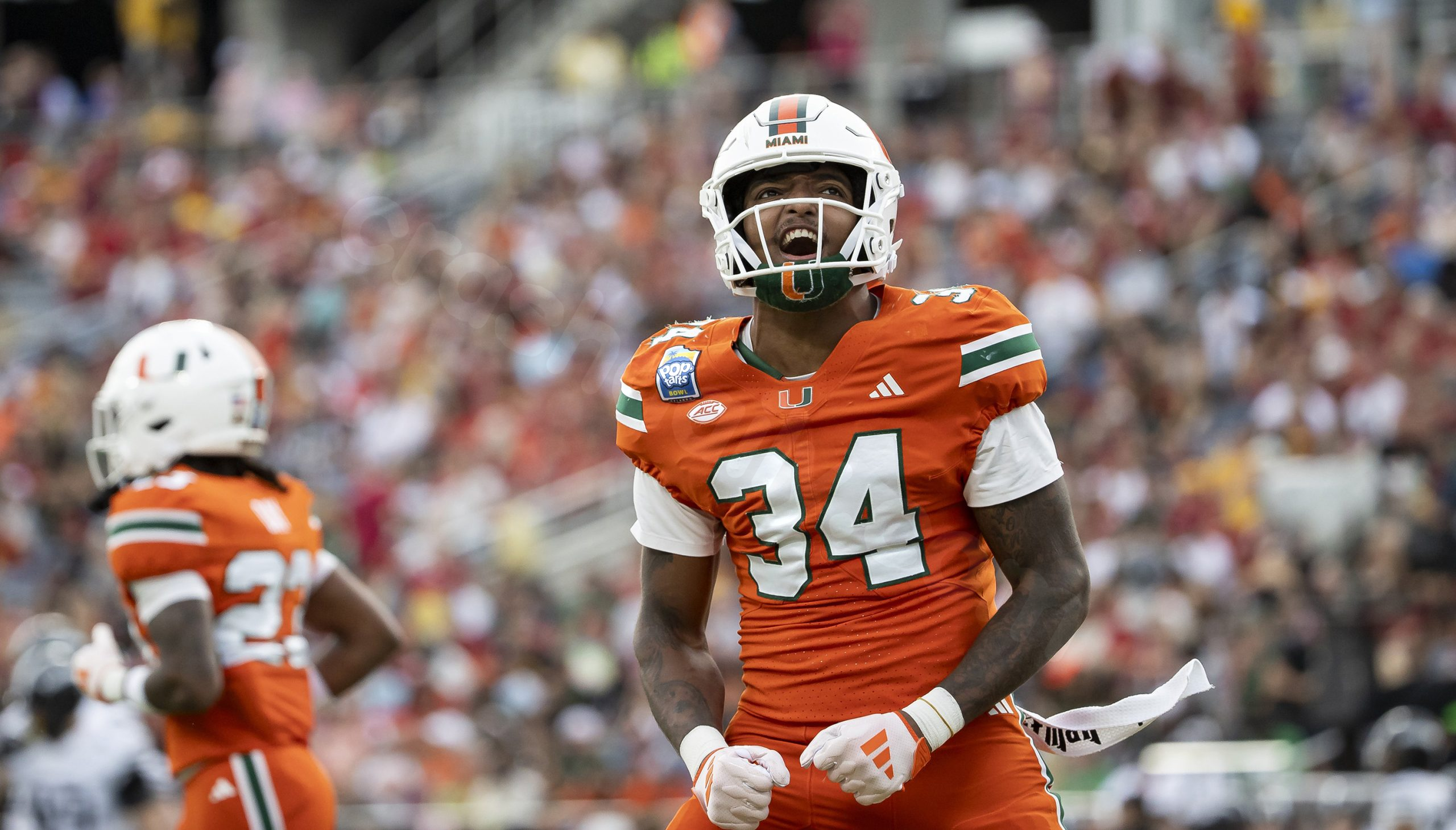 Miami Hurricanes' Adarius Hayes injured in Florida car accident that resulted in the death of 2 children: sources