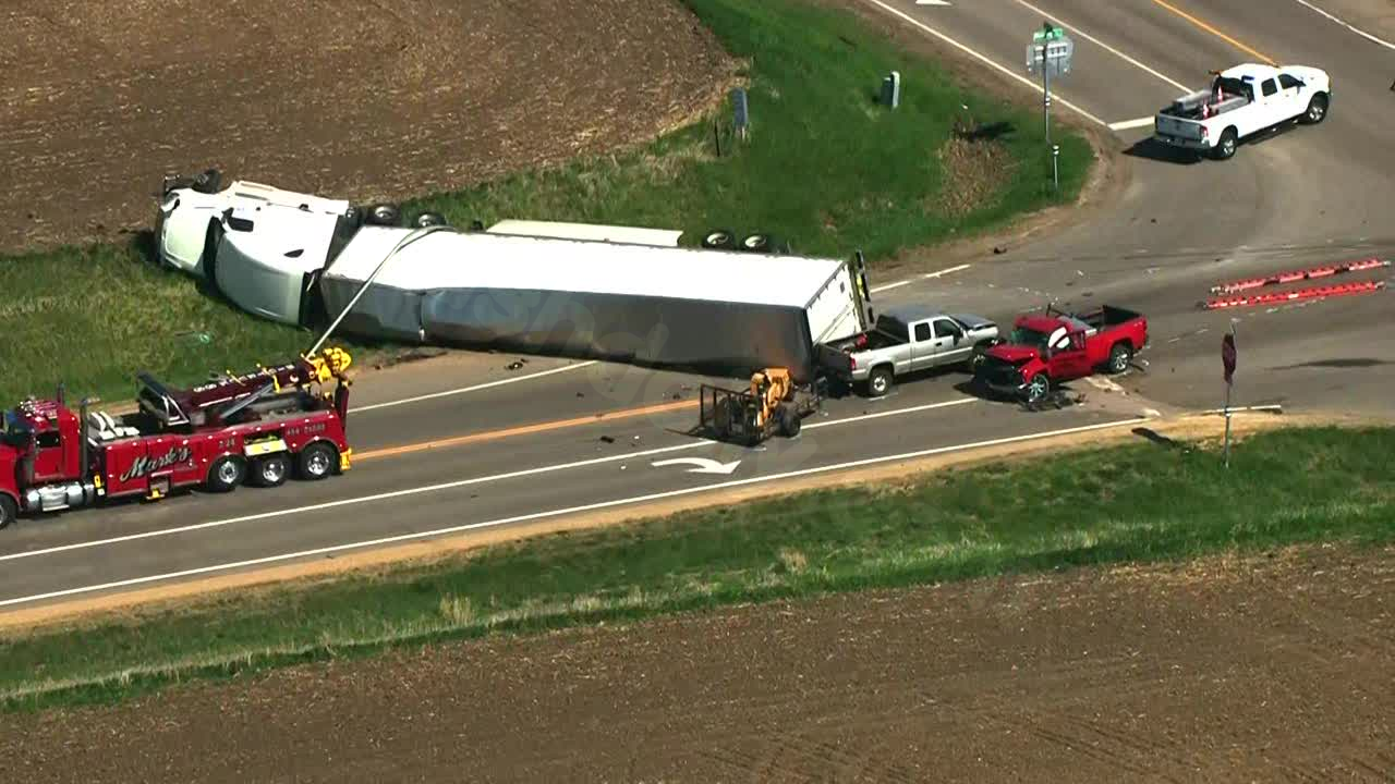 Crash near Cottage Grove involving semi leaves 1 with life-threatening injuries
