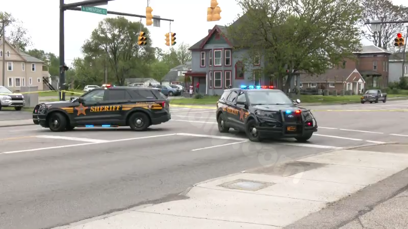 Two shot; one dead in Springfield after car crashes into house