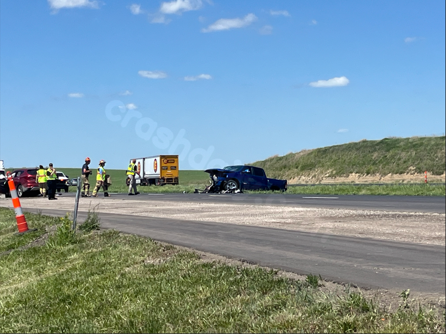 Victim identified in deadly crash on I-70 in Wabaunsee Co.