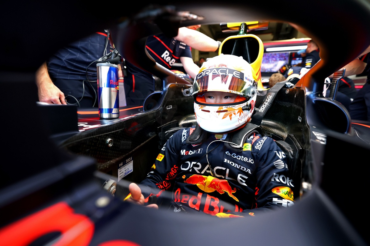 Yuki Tsunoda blames himself for "stupid" Imola F1 qualifying crash