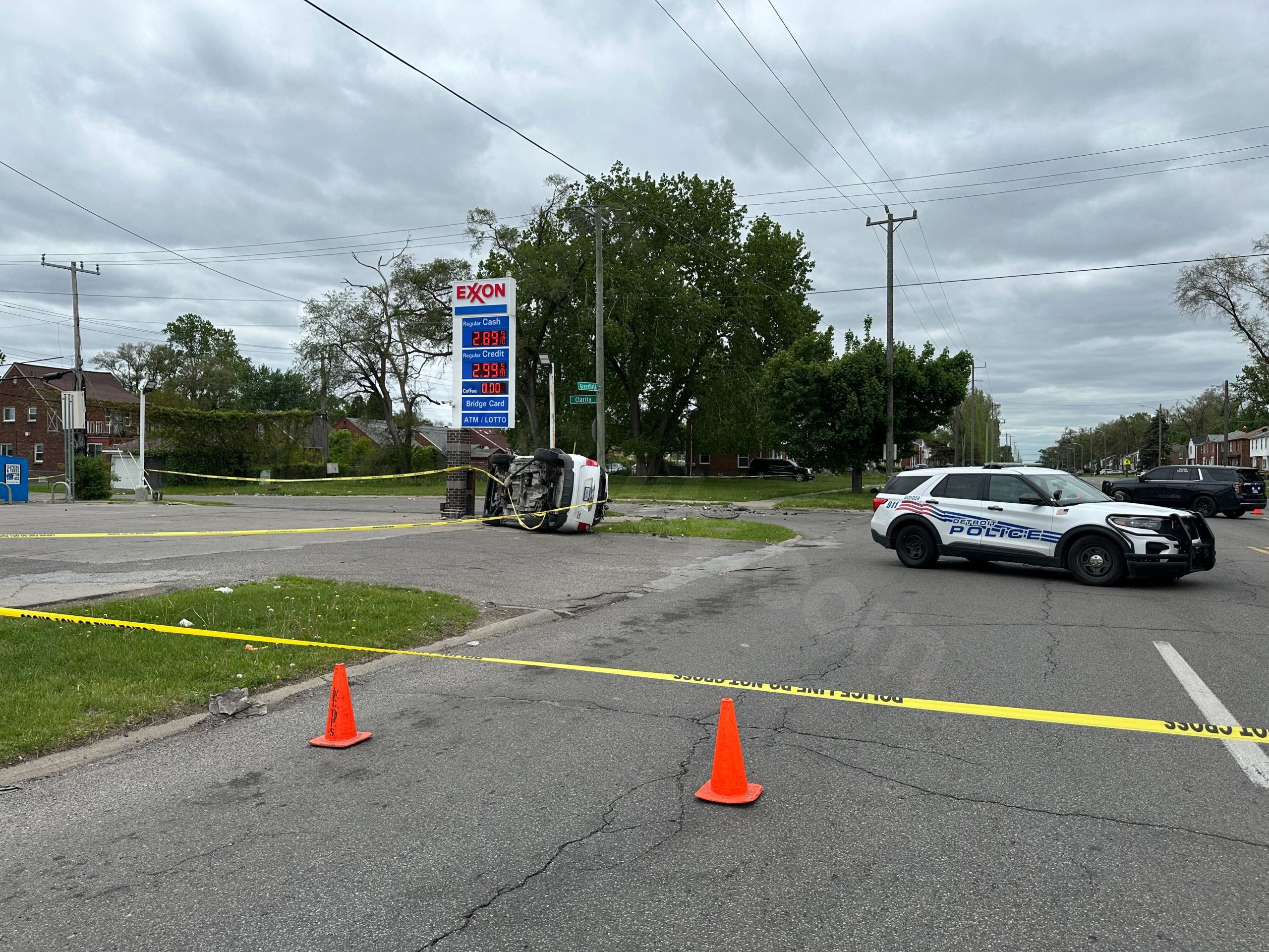 Detroit police investigating fatal shooting after male in 20s found dead