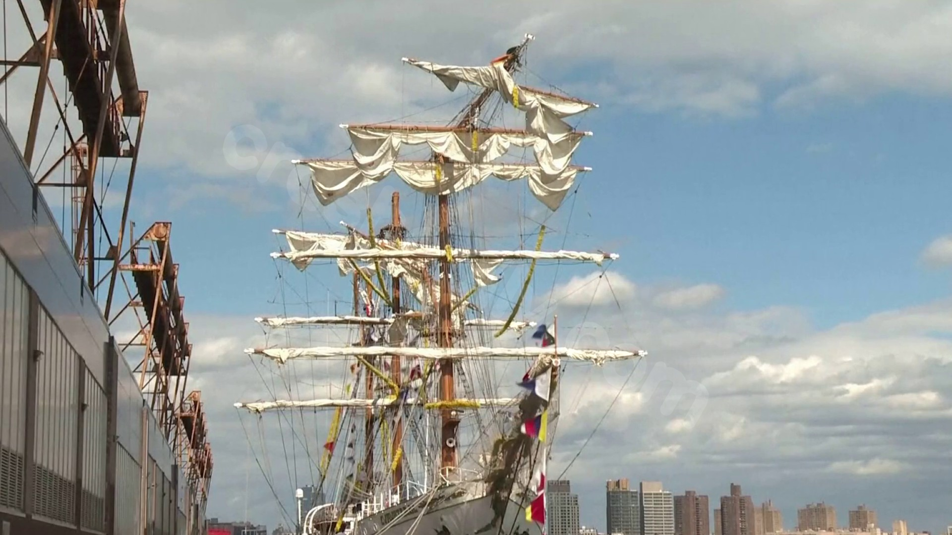 NTSB investigates fatal Mexican navy ship crash into Brooklyn Bridge