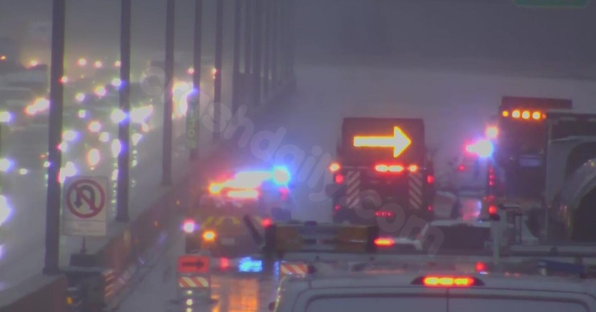 Deadly crash closes westbound lanes on I-88 in Lisle, Illinois